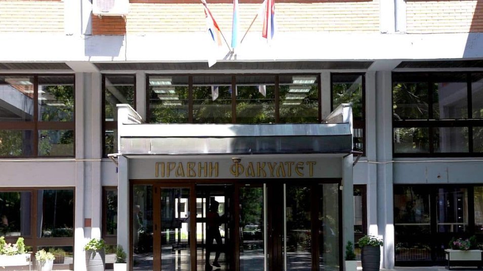 BLOKADERI KOJI NE ŽELE DA UČE! Skandalozan poziv studenata Pravnog fakulteta u Novom Sadu