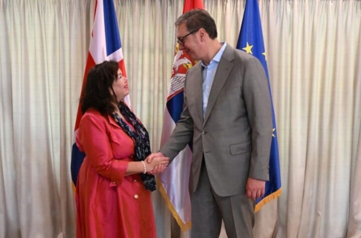 ČVRSTO VERUJEM U NASTAVAK SARADNJE SA UK! Vučić nakon sastanka sa Karen Pirs: "Razmenili smo mišljenja o evropskom putu Srbije"