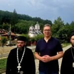 "GRADIĆEMO MODERNU SRBIJU UKORENJENU U VERI I ISTORIJI": Predsednik Vučić poslao snažnu poruku iz manastira Tumane