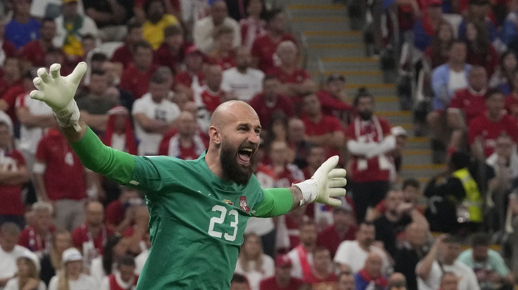 JOŠ JEDAN SRBIN U PREMIJER LIGI: Milinković-Savić dobio neočekivanu ponudu sa Ostrva