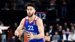 JOŠ NIJE NI STIGAO U HAPOEL - MICIĆ BRZO ODLAZI: Srpski plej nikako da se skrasi!
