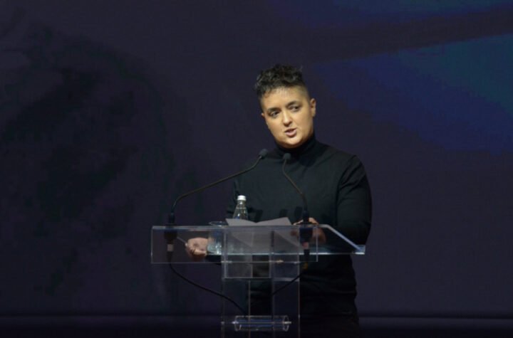 KOLEGINICI OSTAVILA OPROŠTAJNU PORUKU!  Marija Šerifović ostavlja i Zvezde Granda i Srbiju: "SA SAŠOM JE IMALA DOGOVOR DA..."