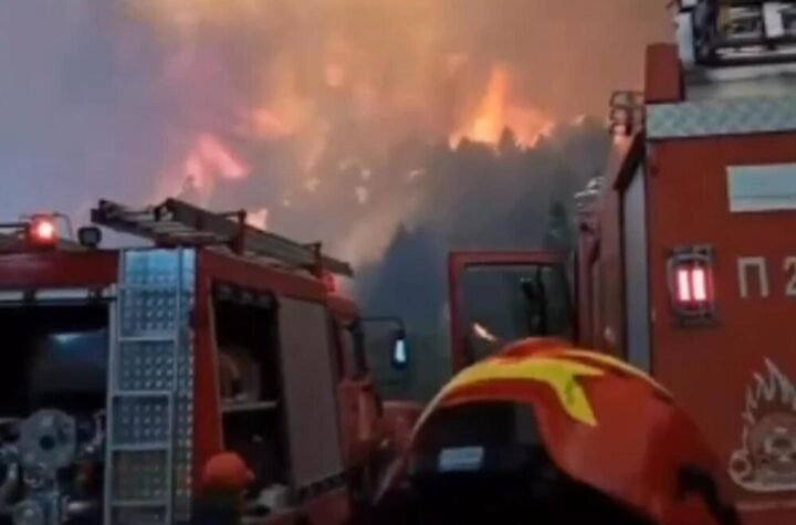 Naređena hitna evakuacija u Grčkoj: Požar guta sve pred sobom, ovo je strašno