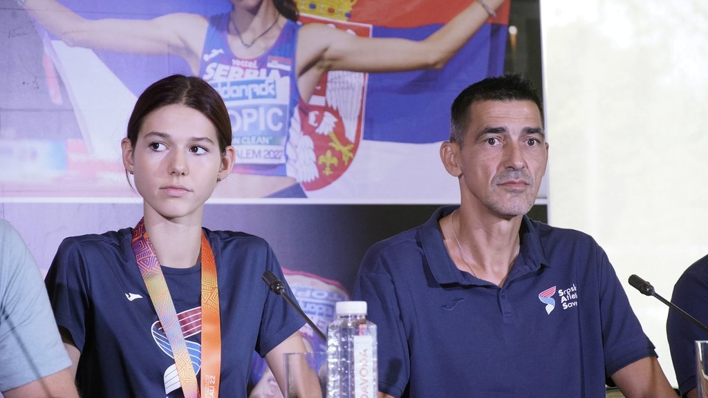 OTAC HEROJ, ĆERKA ŠAMPION! Dragutin Topić dirnuo naciju porukom: 'Voli te ćalac!'