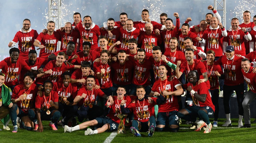 POČINJE SPEKTAKL! Zvezda brani titulu – prvi rival POVRATNIK Superlige!