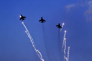 POLJSKA HITNO PODIGLA BOBRENE AVIONE!