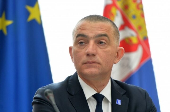 "PRITVOR U UŽICU ODREĐEN ZBOG NAPADA NA POLICIJU"! Vujić o pritiscima zbog uhapšenih blokadera: "ULICA NE MOŽE DA SUDI I PRESUĐUJE"!