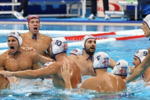 SRBIJA DOMINIRA U ČETVRTFINALU SP: Delfini se raspucali protiv srpskog trenera, koračaju ka polufinalu!