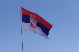 SRPSKA TROBOJKA SE PONOSNO VIJORI IZNAD LJUBLJANE! Slovenci pobesneli zbog zastave u CENTRU PRESTONICE, ali NIKO JOJ NE MOŽE NIŠTA!