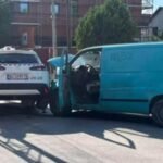 Saobraćajna nesreća u Novom Sadu: Taksista se zakucao u kombi
