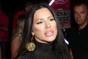 UBILA MUŽA, MRTVO TELO ISPRED KUĆE SEKE ALEKSIĆ! Stravične scene u Staroj Pazovi LEDE KRV u žilama, leš sakrila u KUKURUZU!