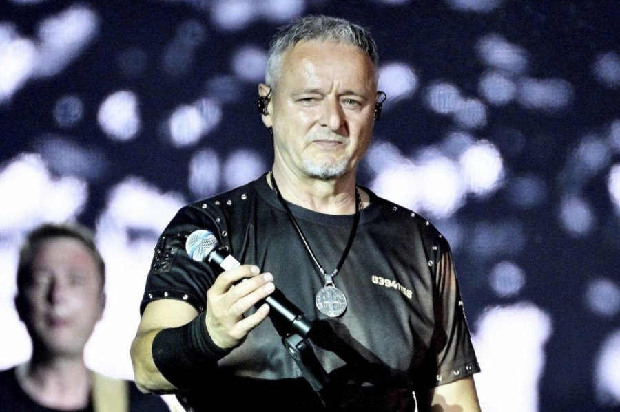 "USTAŠKI CIRKUS KOJI VELIČA NACIONALIZAM, SRAMOTA EVROPE"! Pevač se oglasio nakon Tompsonovog koncerta - DA SMO MI TO URADILI, PRIVELI BI NAS!
