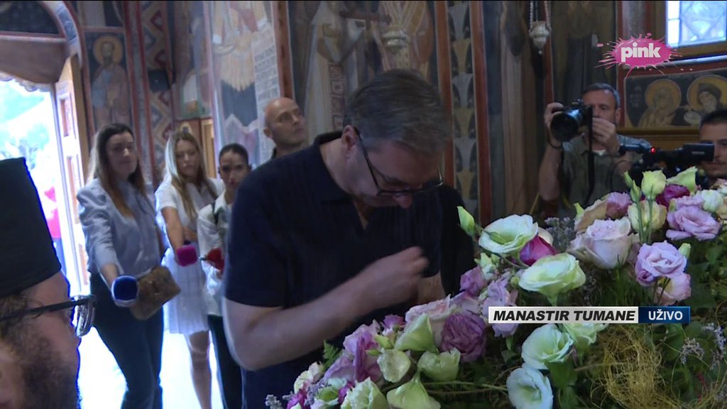 UŽIVO NA TV PINK I PINK.RS! Predsednik Vučić obilazi manastir Tumane