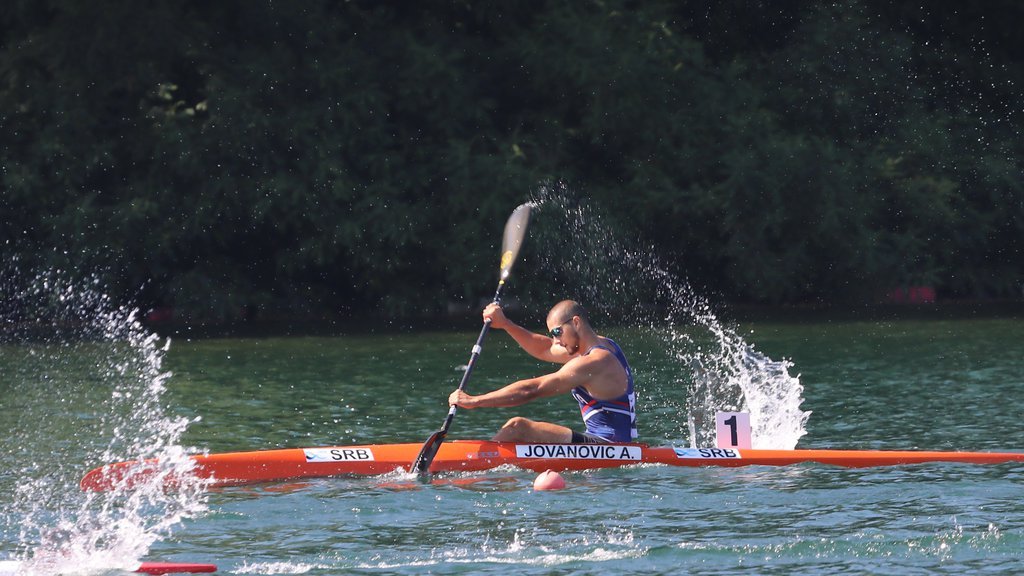 ZLATNI TALAS SRPSKOG KAJAKA U PORTUGALU: Strahinja i Ognjen na svetskom tronu, istorijska medalja juniorki