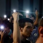 BLOKADERI FIZIČKI NAPALI NOVINARKU! Pokazali svoje pravo lice i UDARILI NA ŽENU