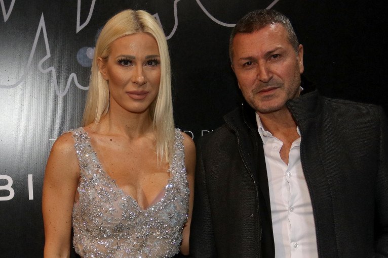 DOK ĐOGANIJEVI SLAVE POVODOM PRINOVE, EVO  GDE SU ONI: Vesna i Đole se baškare u Crnoj Gori - samo LUKSUZAN tretman! (FOTO)
