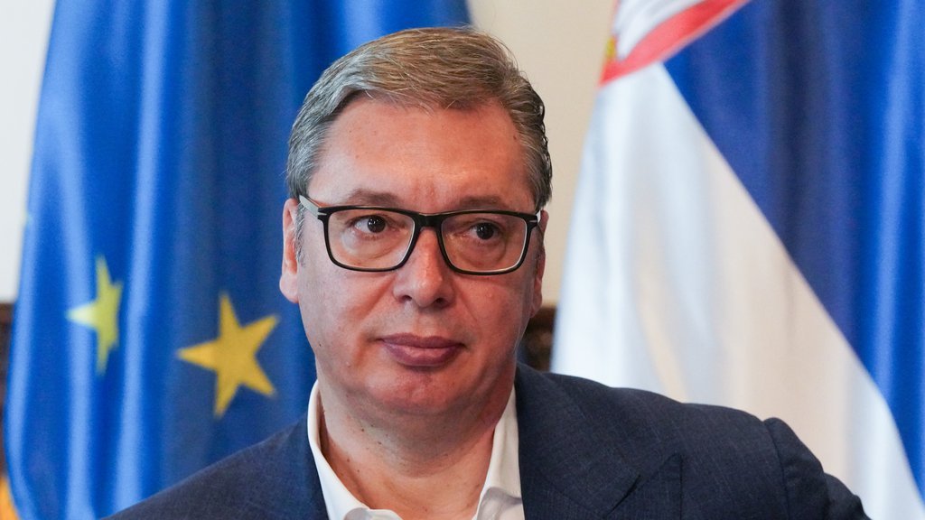 EKSKLUZIVNO NA TV PINK! Predsednik Aleksandar Vučić govori za Nacionalni dnevnik u 18 i 30