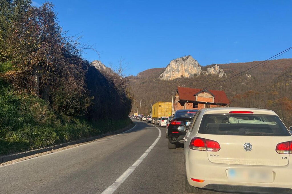 Evo koliko se sada tačno čeka na granicama: Jedna stvar jako otežava vožnju