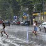 NEVREME U SRBIJI IZ SATA U SAT! Najjači udari biće u ovim delovima zemlje: RHMZ izdao hitno upozorenje (FOTO)