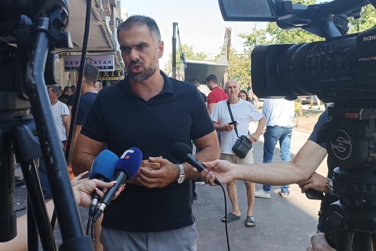 ORGANIZOVANI HAOS, HTELI SU NEKOGA DA POVREDE! Oglasio se gradonačelnbik Novog Sada o blokaderskim protestima!