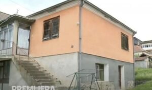 OSTAJE PUSTA NAKON SMRTI RODITELJA! U ovoj kući je odrastao Marko Miljković! (FOTO)