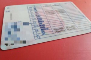 PO NOVU VOZAČKU DOZVOLU VIŠE NE MORATE DA IDETE NA ŠALTERE! Sve je sada elektronski, samo pratite OVE korake!