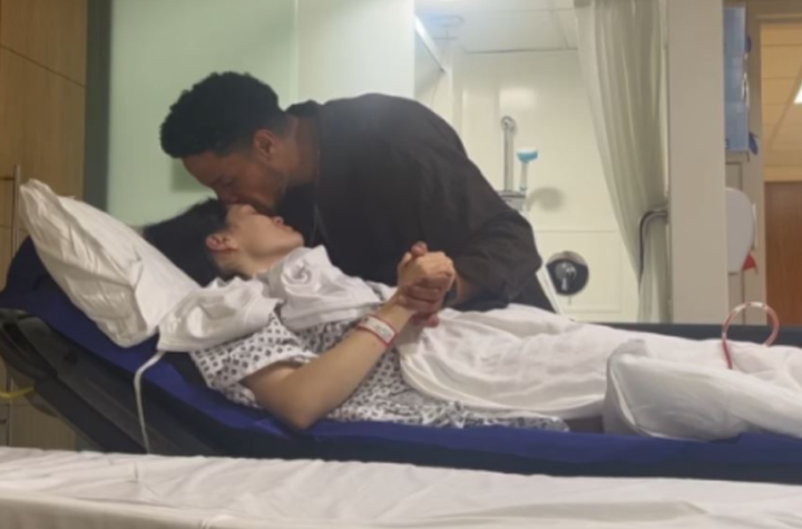 POZNATA PEVAČICA SRAVLJENA OD BOLOVA NAKON OPERACIJE RAKA DOJKE: Potresni snimci iz bolnice KIDAJU DUŠU, ne prestaje da jeca (FOTO)