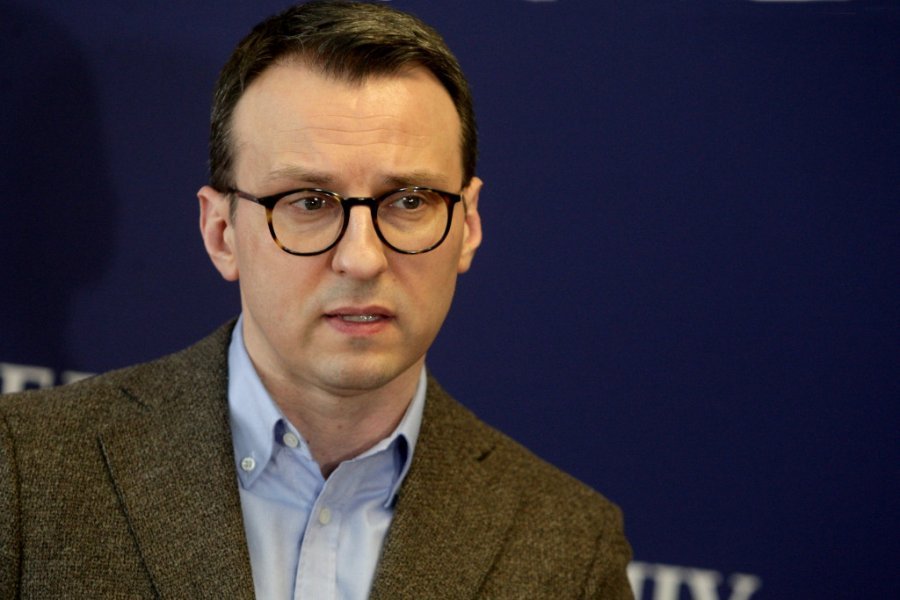 PROPALA KURTIJEVA PODVALA VEKA: Pokušao da poturi svog Srbina poturicu na mesto potpredsednika skupštine - SRBI NISU DALI!