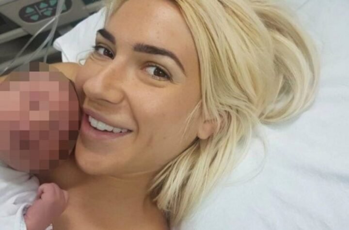 PRVI SUSRET MAJKE I ĆERKE! Jovana Jeremić SLIKOM IZ PORODILIŠTA otopila sva srca, voditeljka NASLEDNICI uputila najemotivnije reči!