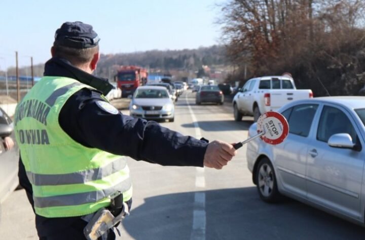 SAOBRAĆAJNA POLICIJA OD SUTRA POČINJE POJAČANU KONTROLU U OVOM GRADU! Kazne će pljuštati zbog 5 prekršaja!