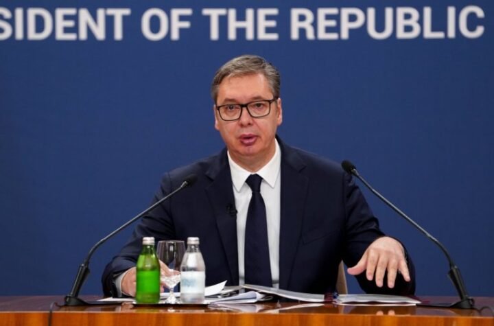 SAZNAJEMO: VUČIĆ USKORO SAOPŠTAVA NAJVAŽNIJU VEST ZA PENZIONERE!