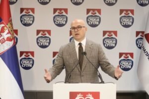 "SMETA IM SNAGA I JEDINSTVO SRPSKOG NARODA" - Miloš Vučević o presudi Dodiku: "OVO SU UDARI NA JAKU I NEZAVISNU SRBIJU"