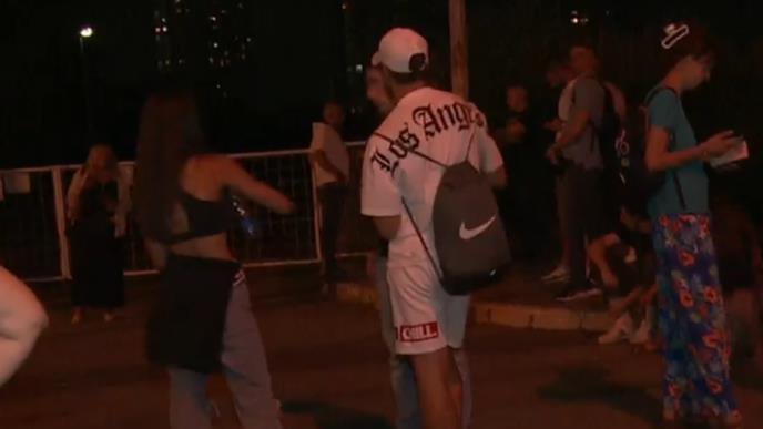 Solakova bitanga vidi da blokaderi fašisti kamenuju narod, ali to sve licemerno naziva 'interakcijom'!