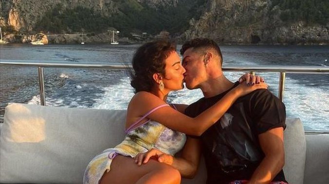Šta bi Georgina dobila ako bi ljubav sa Ronaldom doživela krah?! Ovo su detalji predbračnog ugovora