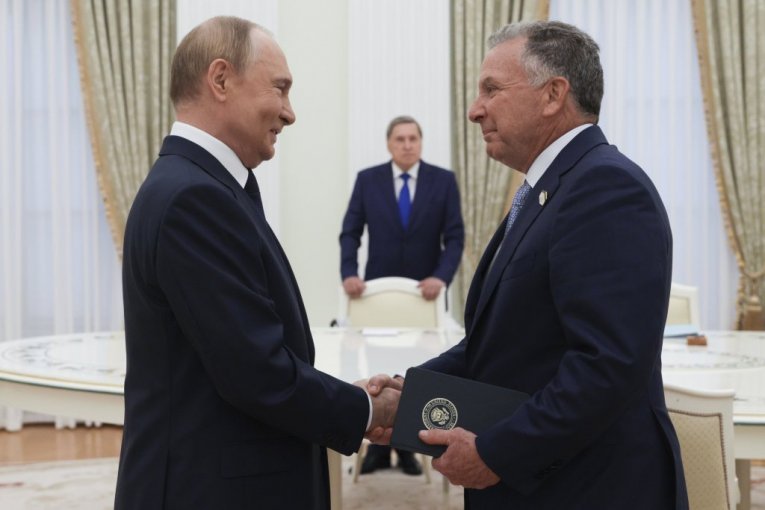 TRAMPOV ČOVEK NAPRAVIO NEVIĐENI PROBLEM PRED SASTANAK VEKA? Svi se hvataju za glave, samo se PUTIN zbog jedne stvari SMEŠKA