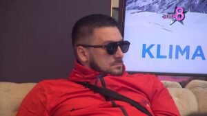 ZOLA POKAZAO FOTKE PRE I POSLE TRANSFORMACIJE: Smršao 30 kilograma i sad izgleda potpuno drugačije (FOTO)