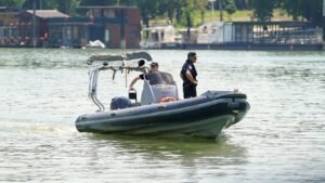 BEOGRAĐANIN UŠAO U DUNAV I NIJE IZRONIO! Opšta drama kod naselja Preliv, policija ne može da mu uđe u trag - Pretražuje se čitav rejon