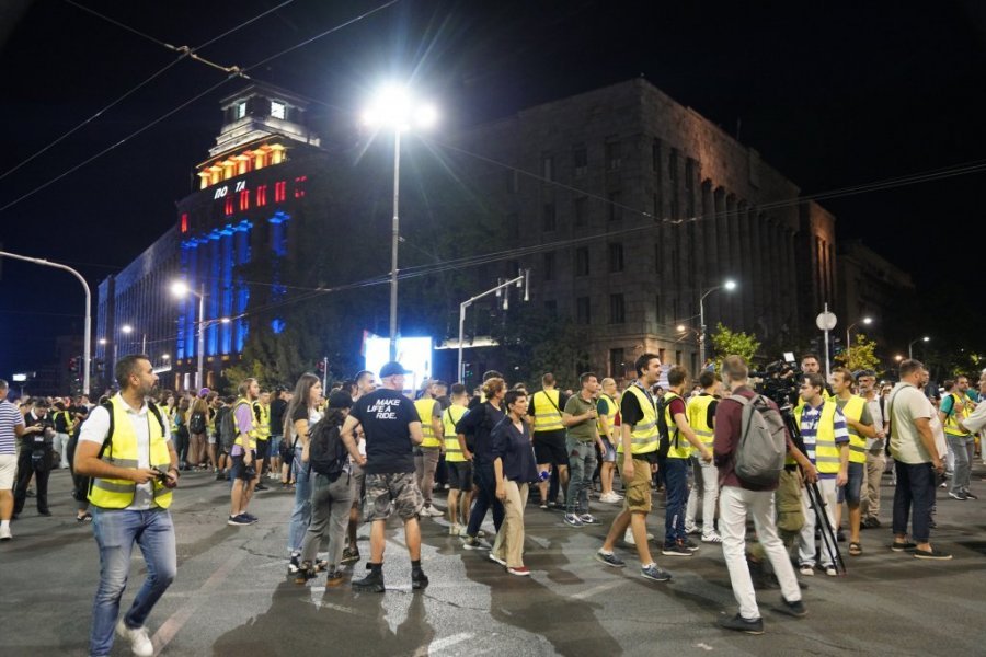 BLOKADERI SPREMAJU HAOS NA PRVOJ TRCI JESENJEG CIKLUSA BG MARATONA! Umesto sporta, najavili cirkus i nerede! ŠTO JE NAJGORE, NA TOME HOĆE I DA ZARADE!