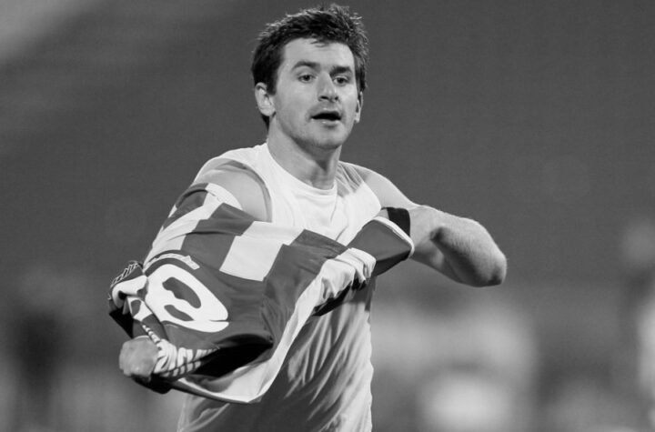 CRNA OBJAVA OSVANULA NA PROFILU MARIJE MIKIĆ! Pevačica slomljena od bola I tuge - SRCE NIJE IZDRŽALO!