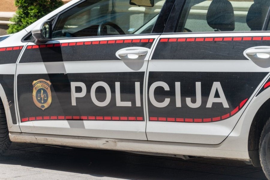 DRAMA KOD ČENGIĆ VILE! Hitna pomoć i policija na terenu!