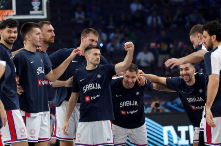 DVOGLAVI LICEMER IZ ALBANIJE: Srbe maže lažima, a onda BRUKA I SRAMOTA pred svojima!