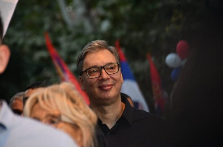 "MI MORAMO DA SE IZBORIMO ZA SVOJU ZEMLJU, NIKO DRUGI NEĆE!" Vučić poslao moćnu poruku, pa otkrio gde će proslaviti Dan jedinstva