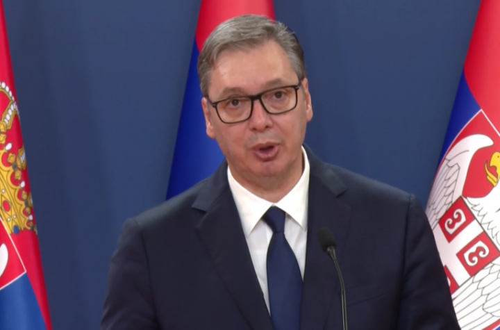 "NA VOJNOJ PARADI BILO VIŠE OD 47.000 LJUDI, PROTESTOVALO 237"! Vučić: "Videli ste odnos naroda prema njima"!