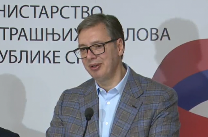 "NEMA OD VOJVODINE REPUBLIKE NIŠTA"! Vučić poslao jasnu poruku: "VIDEĆETE 20. SEPTEMBRA ŠTA JE VOJSKA"!