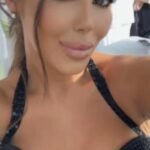 Nataša Rodić u miniću, sve seva li seva: Prekrstila noge, muškarcima popadale vilice (FOTO)