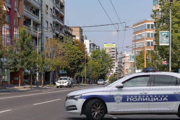 OBUSTAVLJEN SAOBRAĆAJ U CENTRU BEOGRADA! Vozači upozoreni da traže alternativne pravce