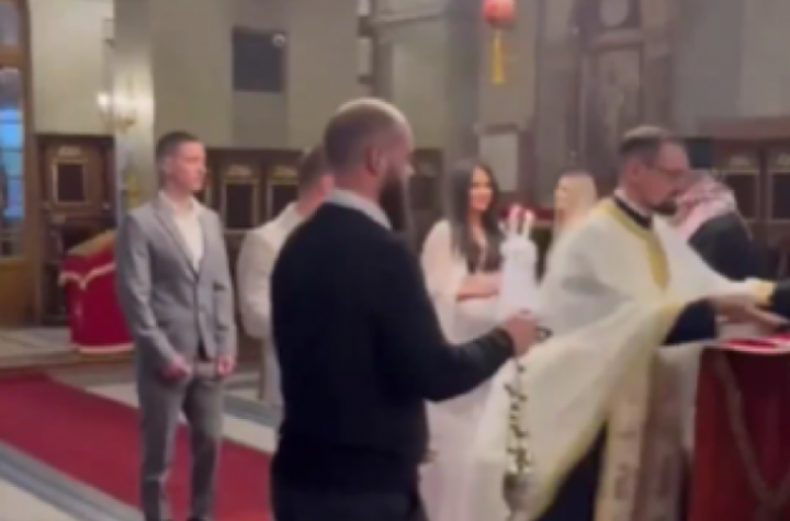 ONA JE OSVOJILA SRCE SINA ŽELJKA MITROVIĆA! Lepa Ivana je majka dvoje dece, A OVAJ DETALJ O NJOJ NIKO NIJE ZNAO! (GALERIJA)