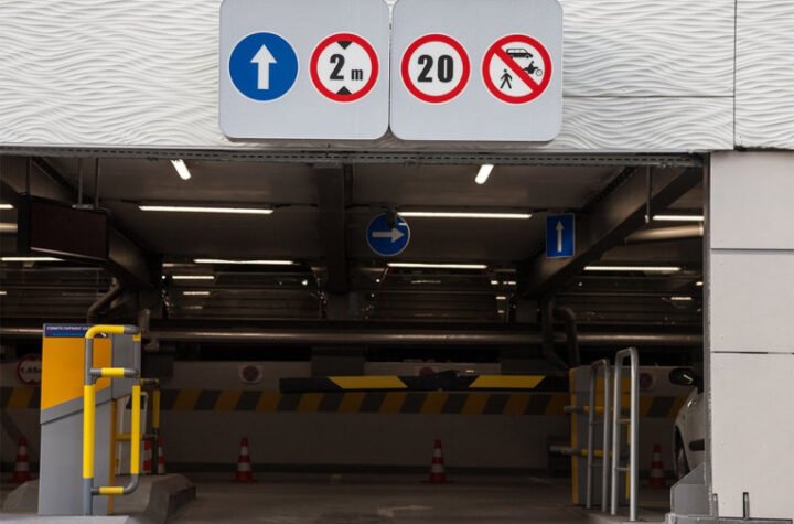 PARKING U BEOGRADU POSTAO LUKSUZ! Ipak, postoji rešenje za uštedu!