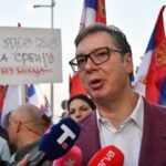 "POZIVAM IH NA DIJALOG": Vučić iz Pekinga poručio da "moramo štititi blokadere, ali i druge od njih"