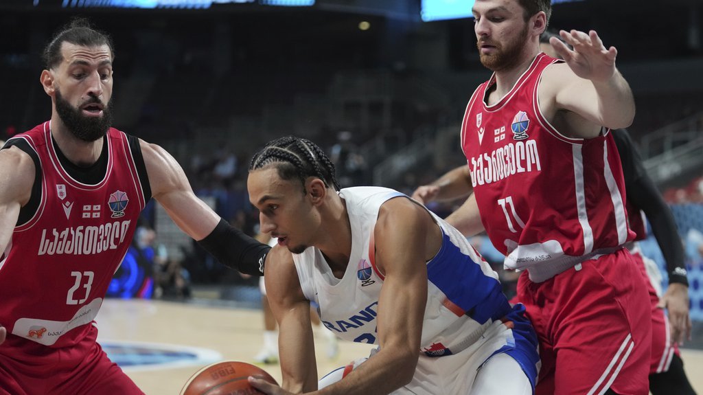 SRBIJA IMA ZA KOGA DA NAVIJA - NOVA MEGASENZACIJA NA EUROBASKETU: Džikićeva Gruzija izbacila Francusku